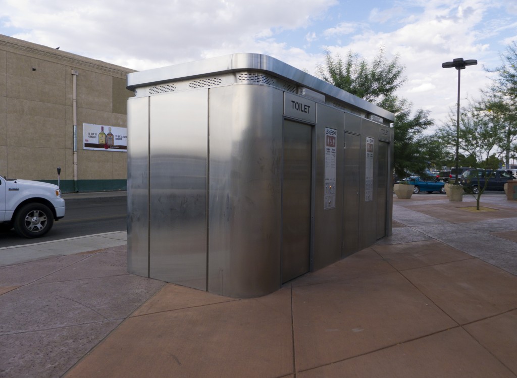 Self contained bathroom at Stanton St bridge