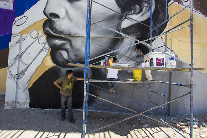 muralists at work